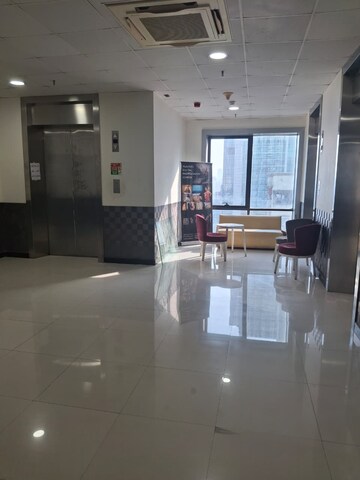  Office Space For Sale in Sunshine Tower Dadar, Dadar West