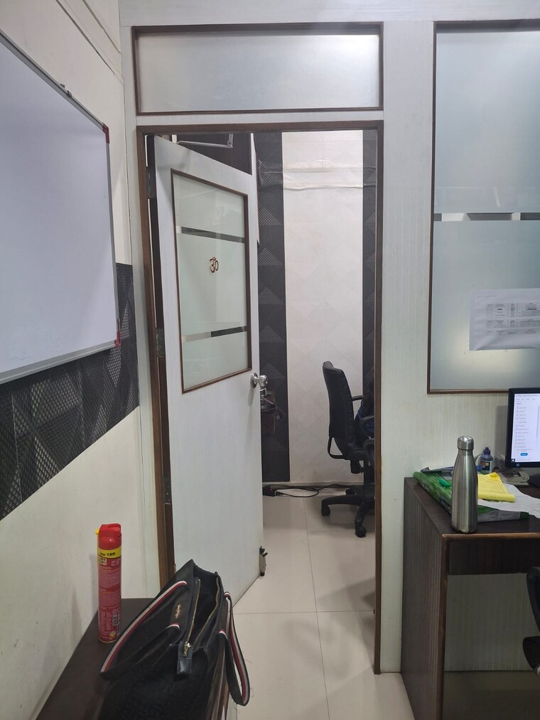 Kitchen, sunshine-tower-dadar Commercial Office Space 115 Sq.Ft. In Dadar West Mumbai 9307392