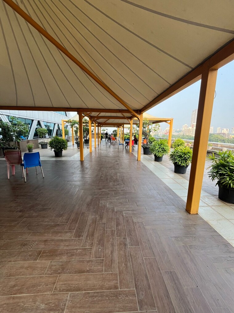  Parking, sunshine-tower-dadar Commercial Office Space 115 Sq.Ft. In Dadar West Mumbai 9307392