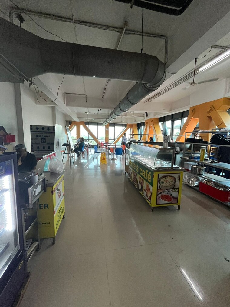  Parking, sunshine-tower-dadar Commercial Office Space 115 Sq.Ft. In Dadar West Mumbai 9307392