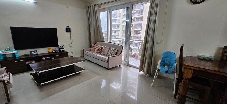 Living Room, tulip-violet 4 Bedroom 2010 Sq.Ft. Apartment In Sector 69 Gurgaon 9307408