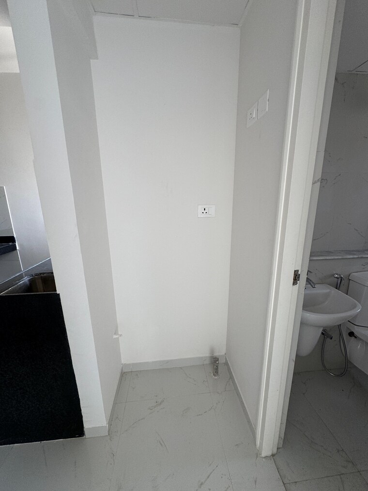 Bathroom, runwal-gardens 1 Bedroom 464 Sq.Ft. Apartment In Dombivli East Thane 9307422