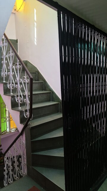 Staircase in 2 BHK Builder Floor at Safdarjung Enclave – for Rent