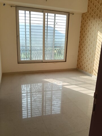 Master Bedroom in 3 BHK Apartment at Paradise Sai World Empire, Kharghar – for Sale