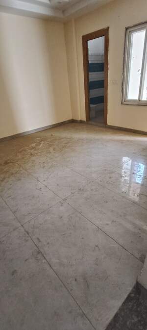 Room in 6+ BHK Villa at Raj Nagar Extension – for Sale