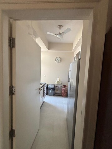 Bathroom in 3.5 BHK Apartment at DLF The Ultima, Sector 81 – for Rent