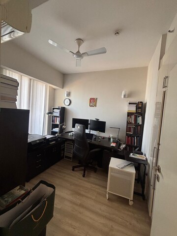 Team Area in 3.5 BHK Apartment at DLF The Ultima, Sector 81 – for Rent