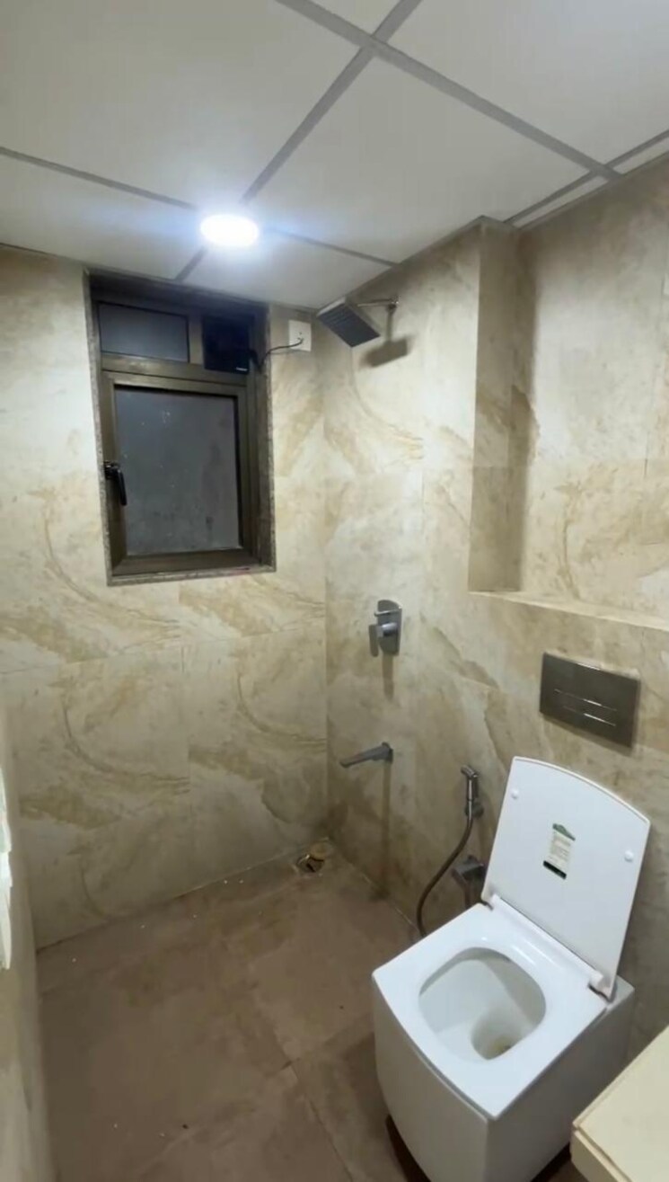 Bathroom, kanakia-silicon-valley 2 Bedroom 756 Sq.Ft. Apartment In Powai Mumbai 9307511
