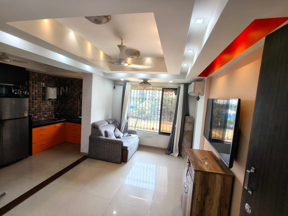 1 BHK + Pooja Room Apartment For Rent in Bandra West
