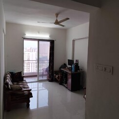 1 BHK + Extra Room Apartment For Sale in Narhe