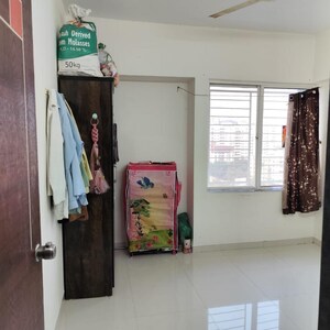 Room in 1 BHK Apartment at Narhe – for Sale