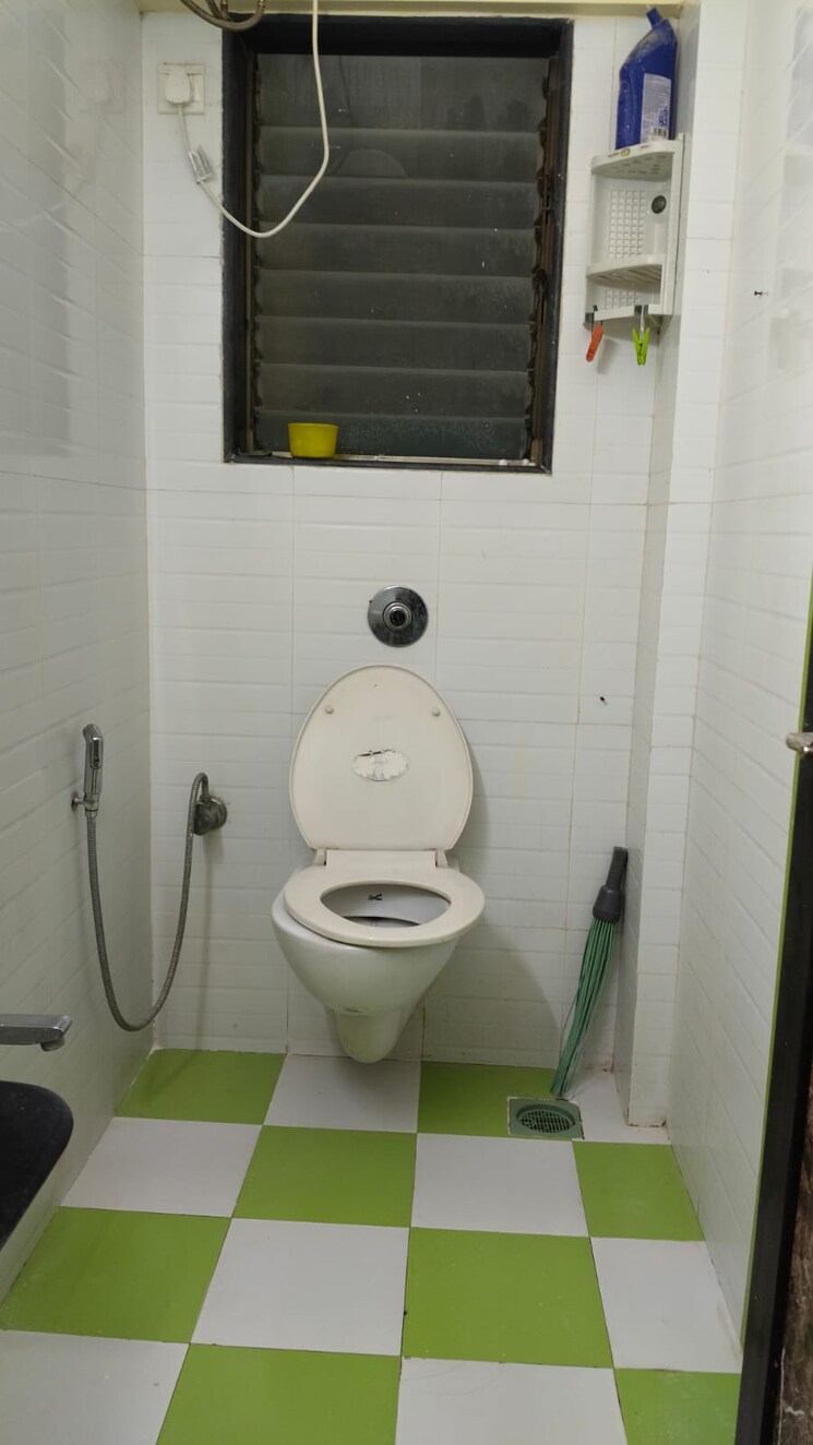 Bathroom, pranjee-orchid-court 1 Bedroom 546 Sq.Ft. Apartment In Chembur Mumbai 9307597