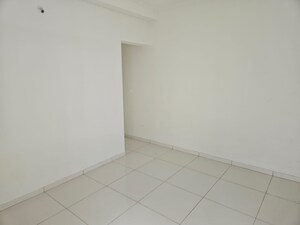 Room in 3 BHK Apartment at Kharadi – for Rent