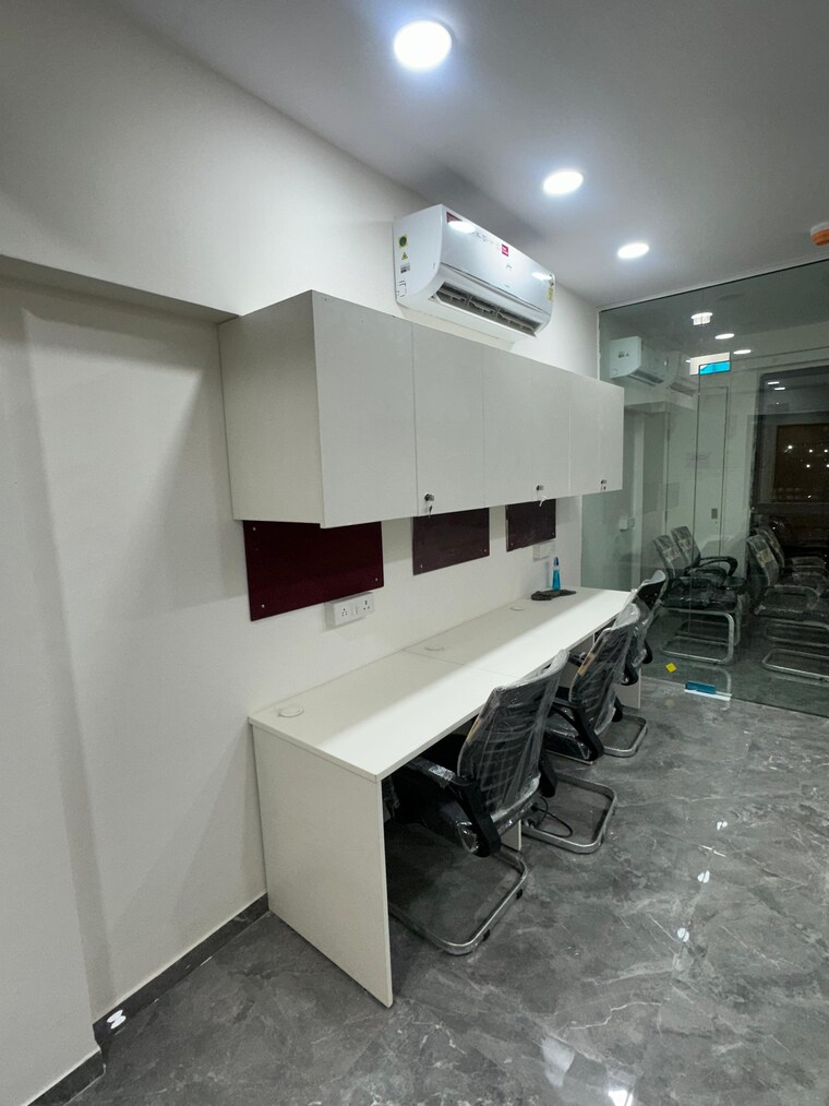 Team Area, lodha-signet-palava Commercial Office Space 250 Sq.Ft. In Dombivli East Thane 9307616