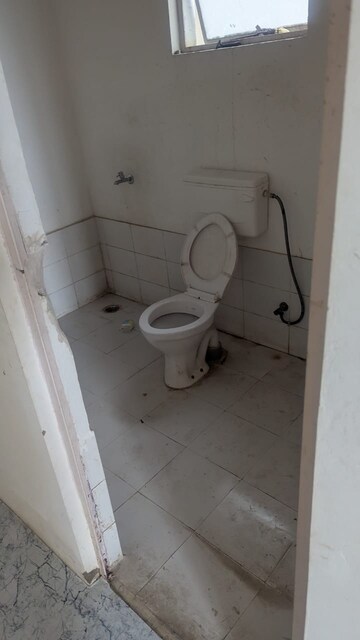 Bathroom in 2 BHK Apartment at Vineet Khand – for Rent