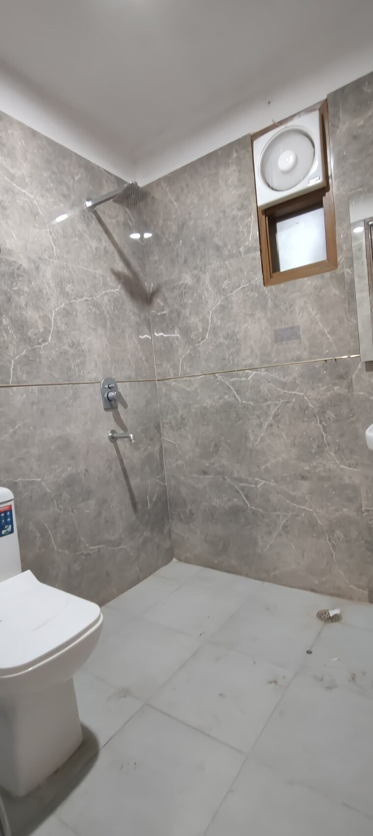 Bathroom, chattarpur 3 Bedroom 1200 Sq.Ft. Builder Floor In Chattarpur Delhi 9307633