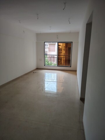 Room in 3 BHK Apartment at Nextera Ketan CHS, Tembhi Naka – for Rent
