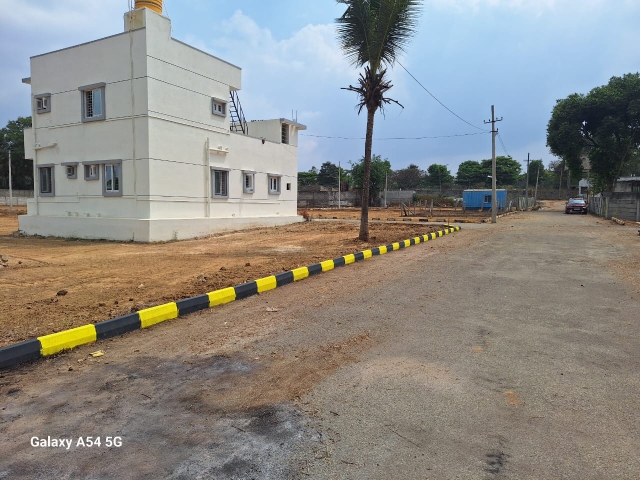 Plot For Sale in Star City Anekal Market 