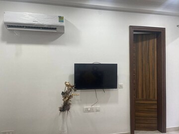 Furnished Amenities in 1 BHK Builder Floor at Saket – for Rent