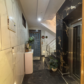 Staircase in 2 BHK Builder Floor at Uttam Nagar – for Rent