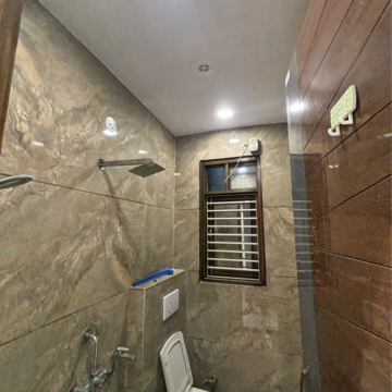 Bathroom in 2 BHK Builder Floor at Uttam Nagar – for Rent