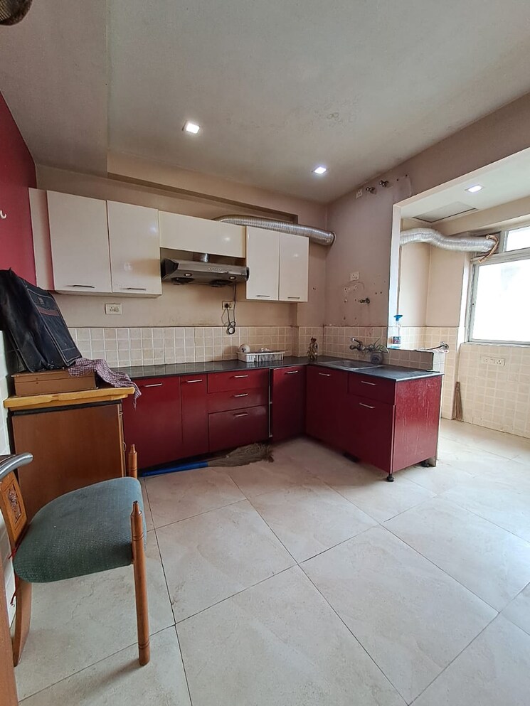 Kitchen, merlin-cambridge 4 Bedroom 2200 Sq.Ft. Apartment In Tollygunge Kolkata 9307650