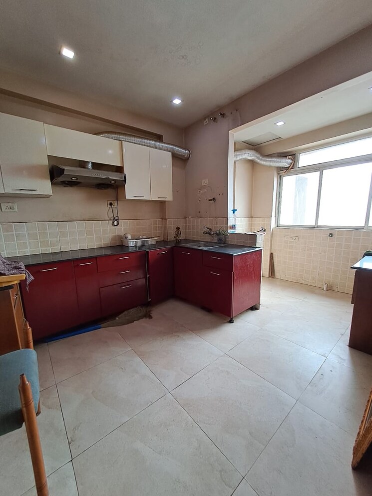 Kitchen, merlin-cambridge 4 Bedroom 2200 Sq.Ft. Apartment In Tollygunge Kolkata 9307650