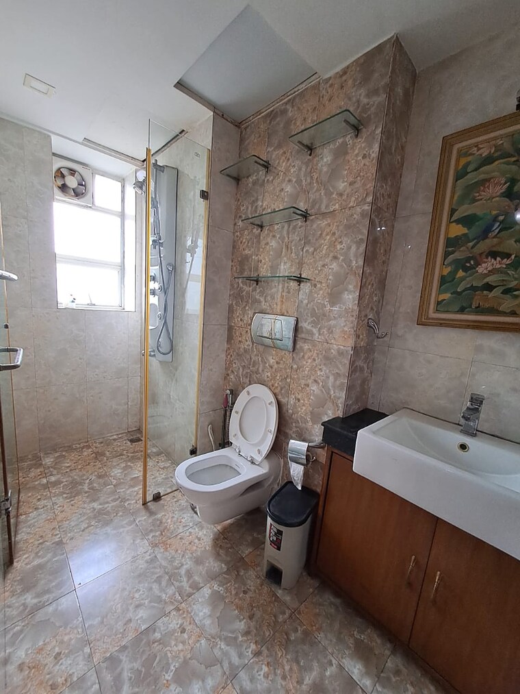 Bathroom, merlin-cambridge 4 Bedroom 2200 Sq.Ft. Apartment In Tollygunge Kolkata 9307650