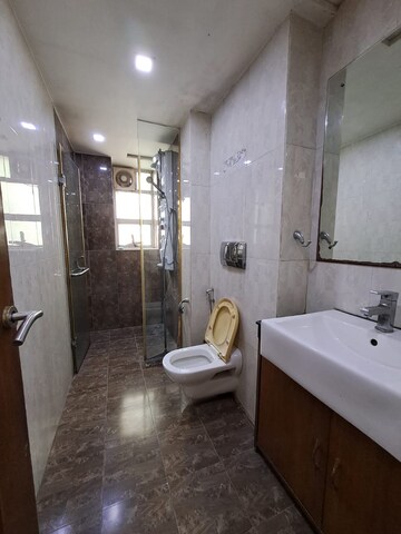 Bathroom in 4 BHK Apartment at Merlin Cambridge, Tollygunge – for Rent