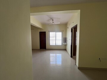 Room in 3 BHK Apartment at Anand Aster, Kanakapura – for Rent