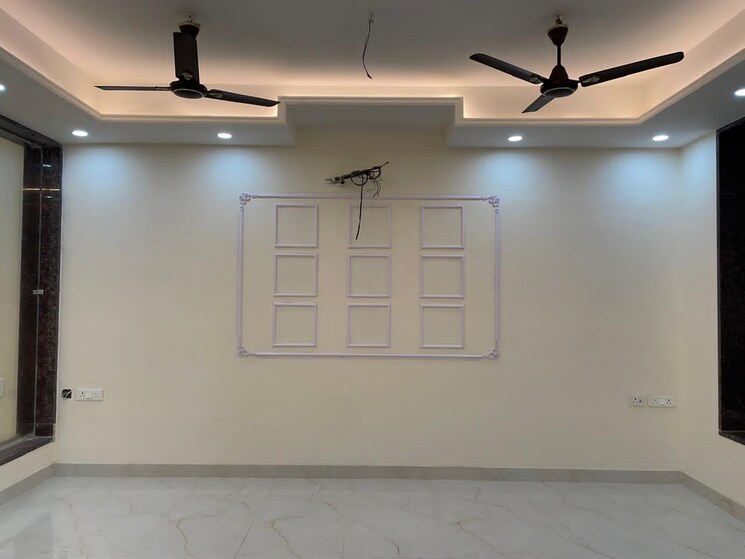 Room, godrej-woods 3 Bedroom 450 Sq.Ft. Villa In Sector 43 Noida 9307724