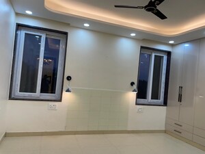 Room in 3 BHK Villa at Godrej Woods, Sector 43 – for Rent