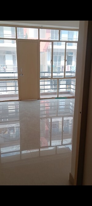 Room in 1 BHK Apartment at Lotus Homz, Sector 111 – for Rent