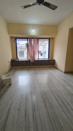 Room in 2 BHK Apartment at Sankalp II, Malad East – for Rent