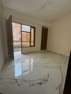 Bedroom in 1 BHK Builder Floor at Saket – for Rent