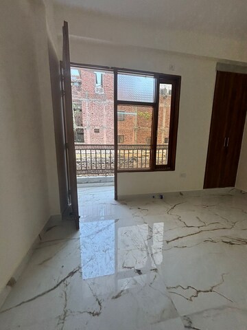 1 BHK Builder Floor For Rent in Saket