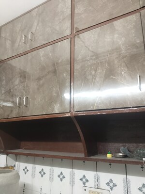 Furnished Amenities in 2 BHK Builder Floor at Savitri Nagar – for Rent