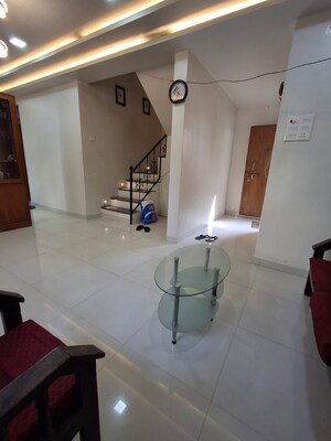Team Area in 2 BHK Villa at Nimbaj Nagar CHS, Anand Nagar – for Rent