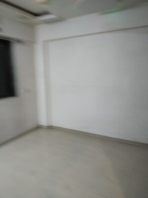 Room in 2 BHK Apartment at New Vegas Plaza, Owale – for Rent