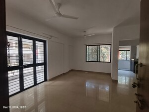 Room in 2 BHK Apartment at Bhide Bhadane Bhidewadi, Vadgaon Budruk – for Rent