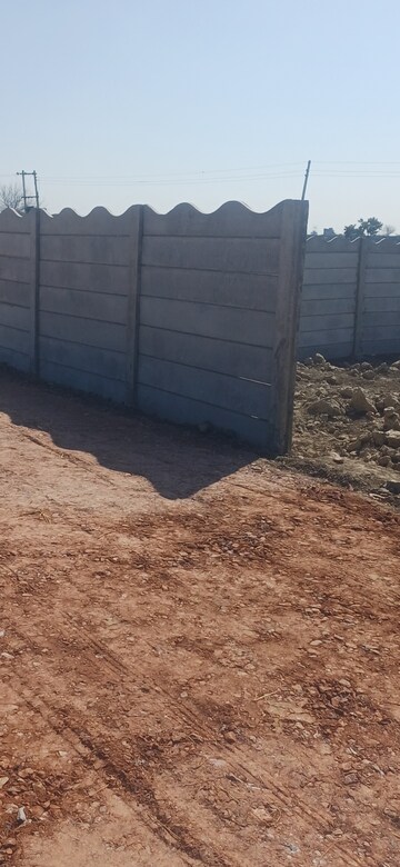  Plot For Sale in Jewar