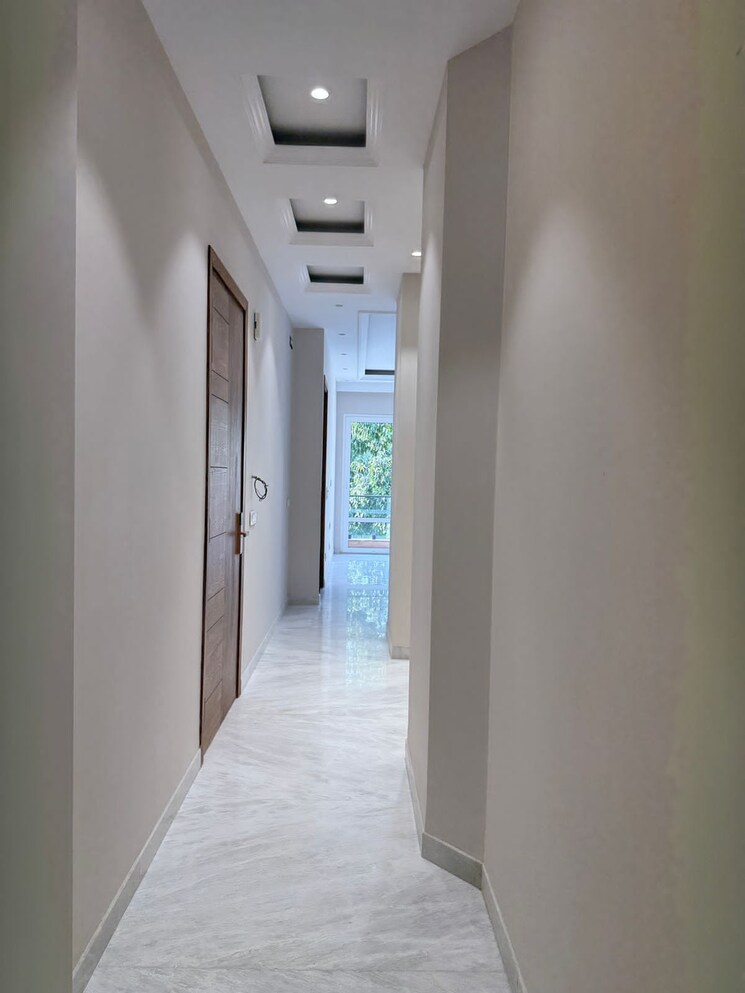 undefined, east of kailash 3 Bedroom 125 Sq.Yd. Builder Floor In East Of Kailash Delhi 9307842