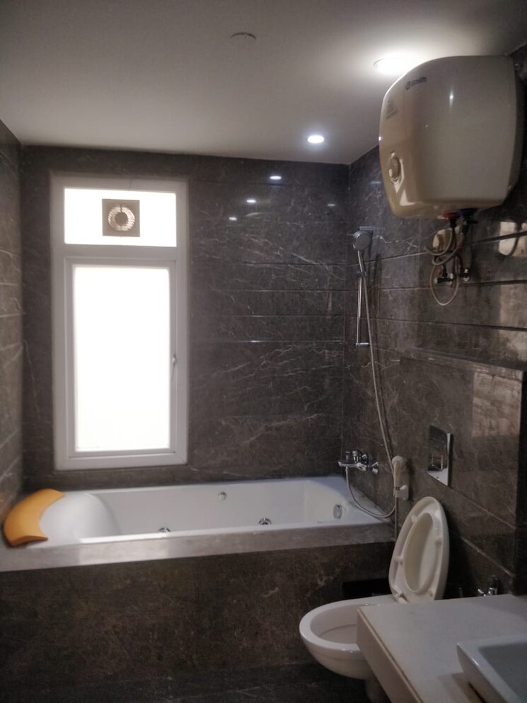 undefined, greater kailash ii 4 Bedroom 565 Sq.Yd. Builder Floor In Greater Kailash ii Delhi 9307850