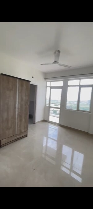 Room in 2 BHK Apartment at GLS Arawali Homes, Sohna Sector 4 – for Sale