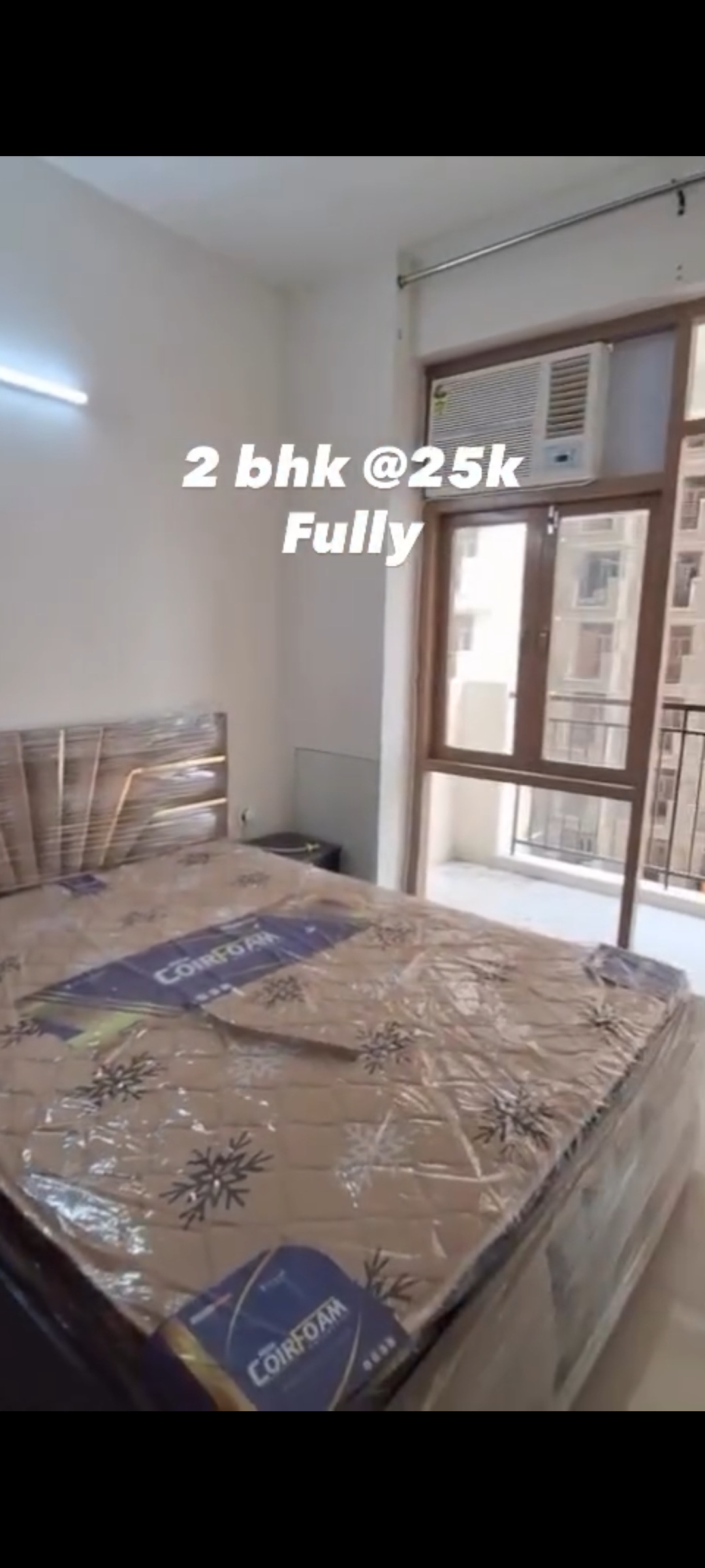 2 BHK Apartment For Rent in Pareena Om Apartments