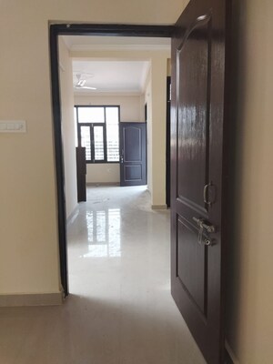 Room in 2 BHK Villa at Jankipuram Extension – for Sale