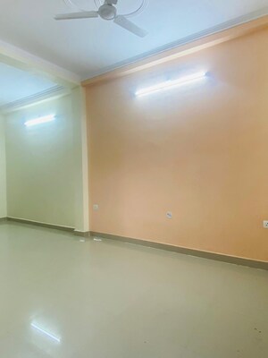 Room in 2 BHK Villa at Jankipuram Extension – for Sale