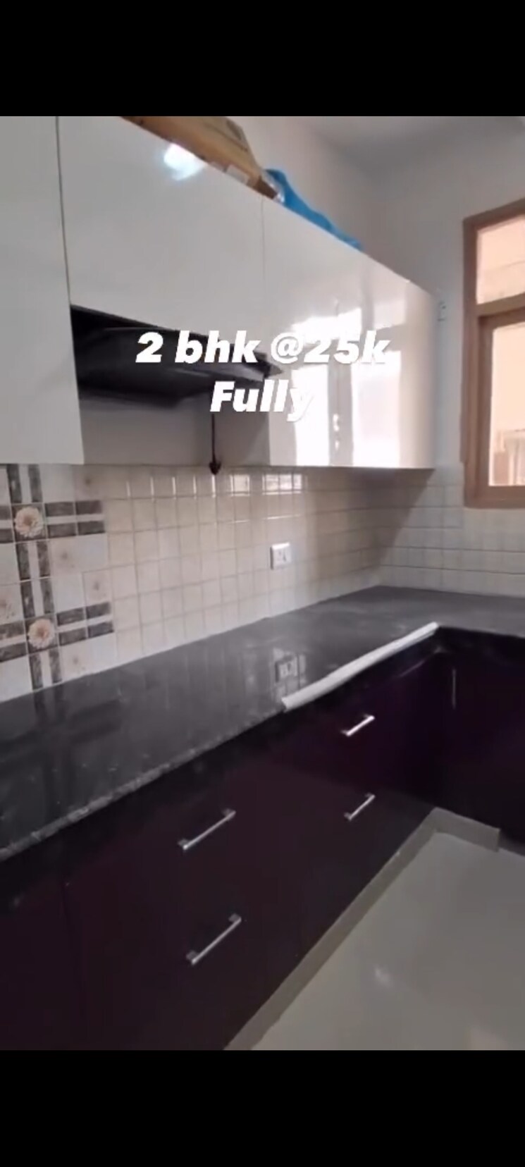 Kitchen, pareena-om-apartments 2 Bedroom 647 Sq.Ft. Apartment In Sector 112 Gurgaon 9307883