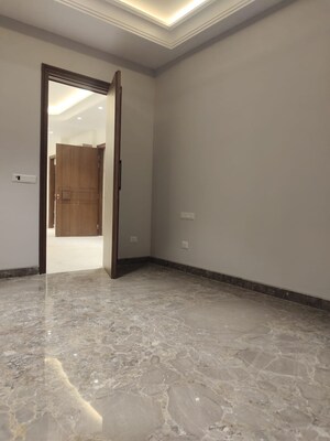 Room in 3 BHK Builder Floor at East Of Kailash – for Rent