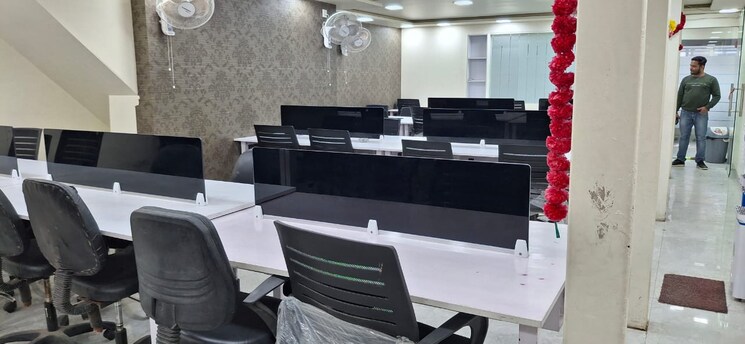 Team Area, aggarwal colony Commercial Office Space 1000 Sq.Ft. In Aggarwal Colony Delhi 9307926